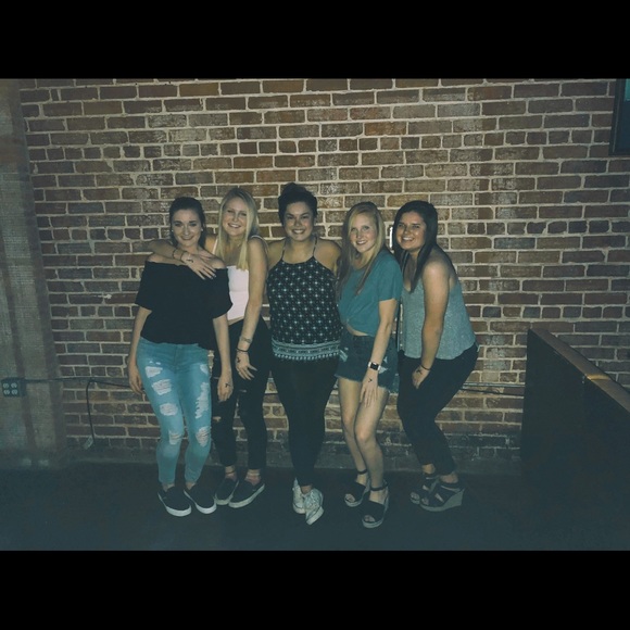 Meet your posher, Kate - Picture 6 of 10